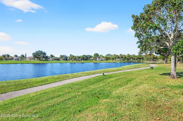 $325,000 | 196 Country Club Drive, Melbourne, FL 32940