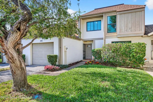 $325,000 | 196 Country Club Drive, Melbourne, FL 32940