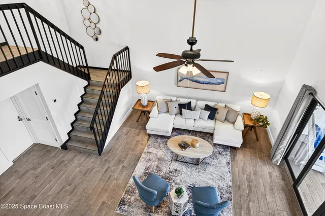 $325,000 | 196 Country Club Drive, Melbourne, FL 32940