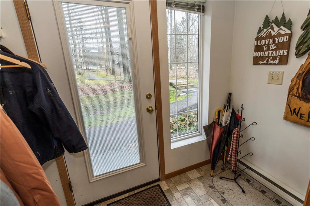 1847 Eagles Ridge Way Hidden Valley, PA 15502 - Photo 2 of 37