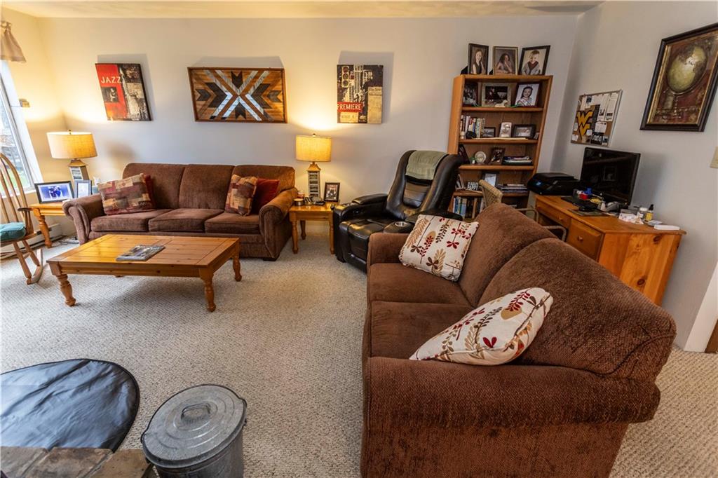 1847 Eagles Ridge Way Hidden Valley, PA 15502 - Photo 8 of 37