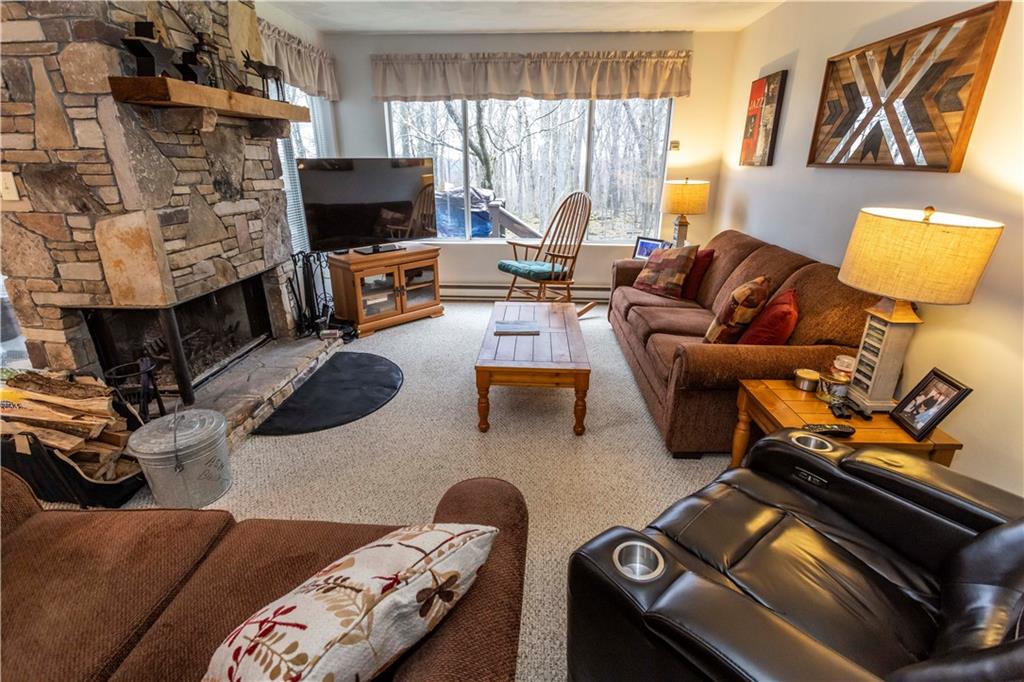 1847 Eagles Ridge Way Hidden Valley, PA 15502 - Photo 9 of 37