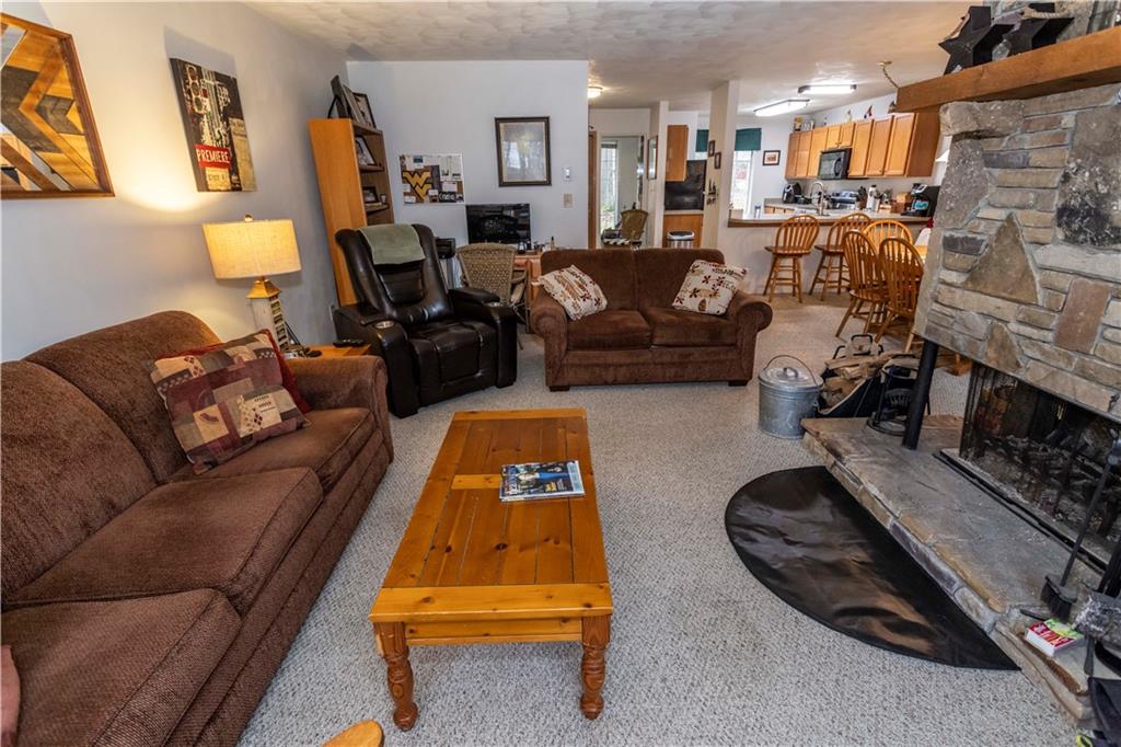 1847 Eagles Ridge Way Hidden Valley, PA 15502 - Photo 10 of 37