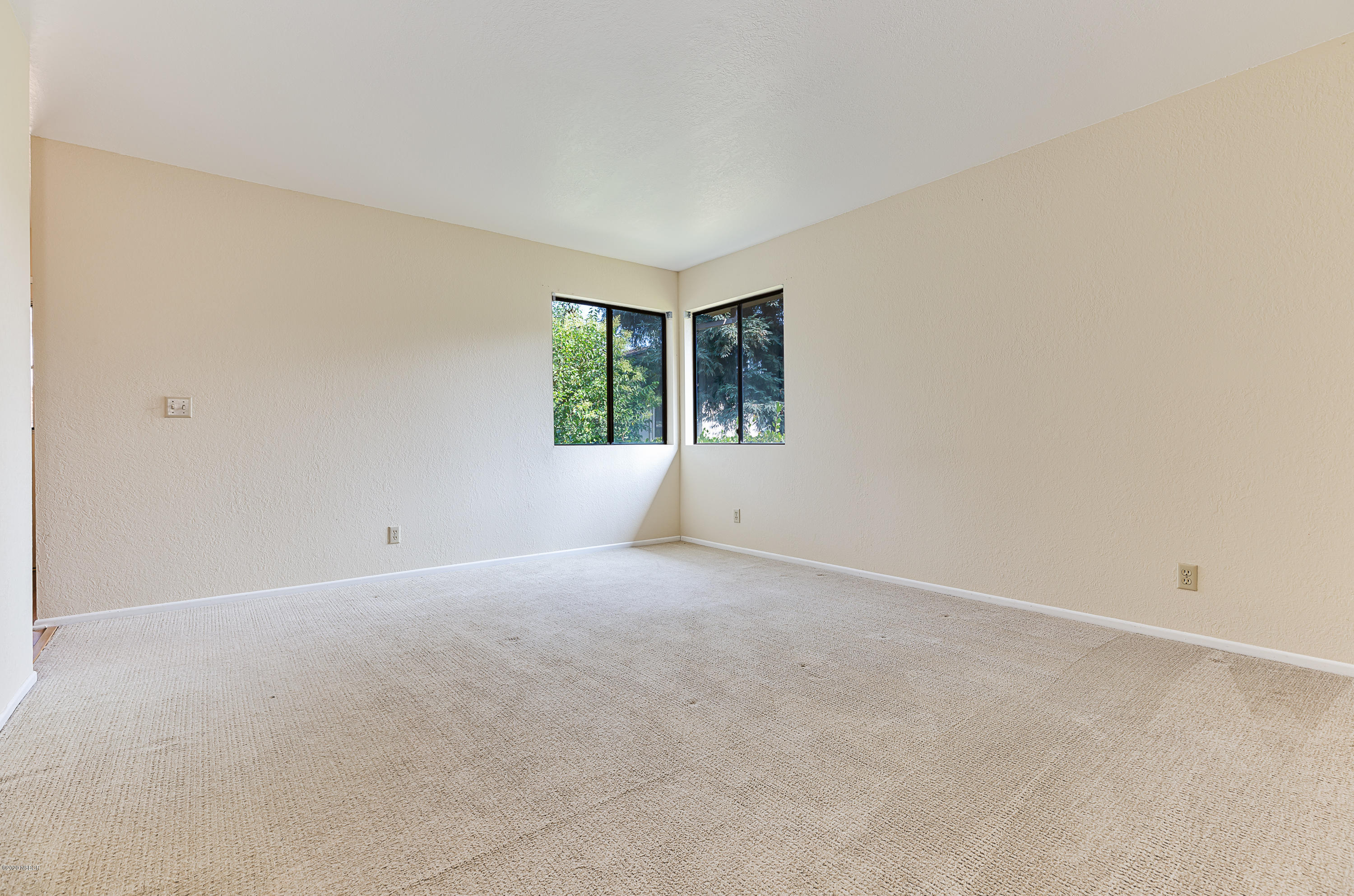 1837 Viborg Road Solvang, CA 93463 - Photo 10 of 20 Primary Bedroom