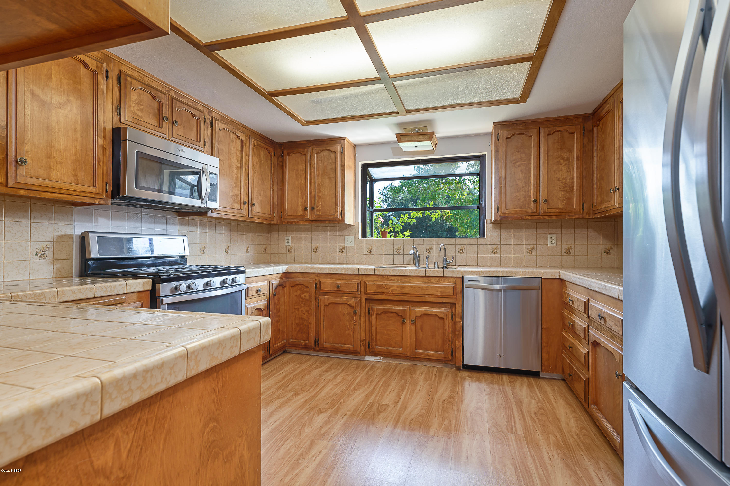 1837 Viborg Road Solvang, CA 93463 - Photo 7 of 20 Kitchen