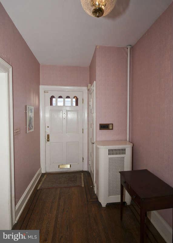 3923 Cloverhill Road Baltimore, MD 21218 - Photo 3 of 30 Interior (General)