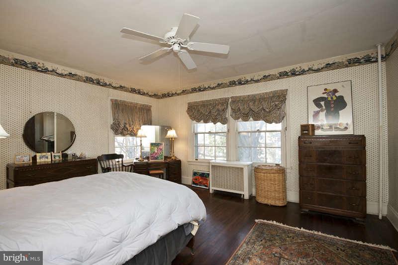 3923 Cloverhill Road Baltimore, MD 21218 - Photo 22 of 30 Bedroom (Master)