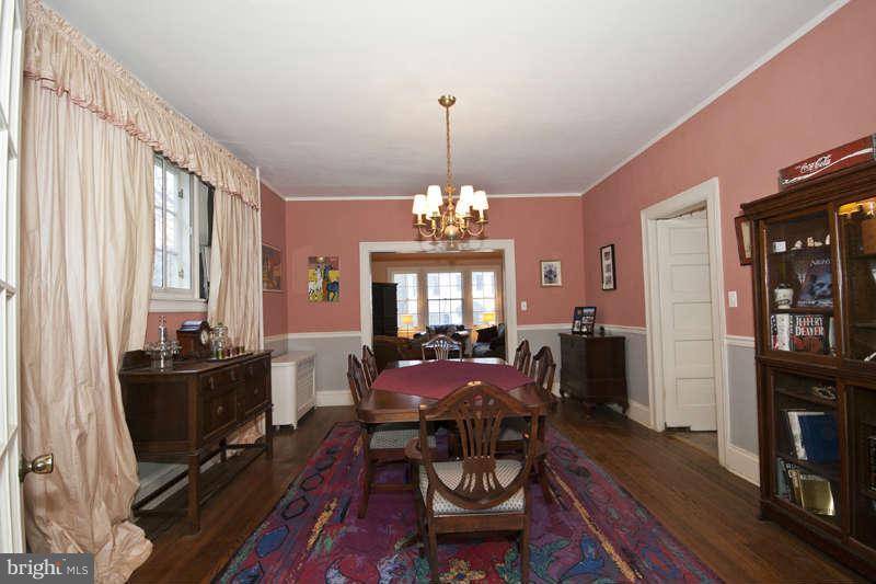 3923 Cloverhill Road Baltimore, MD 21218 - Photo 10 of 30 Dining Room