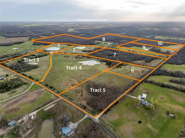 $1 | 10550 Hwy A, Higbee, MO 65257