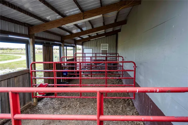 $1 | 10550 Hwy A, Higbee, MO 65257