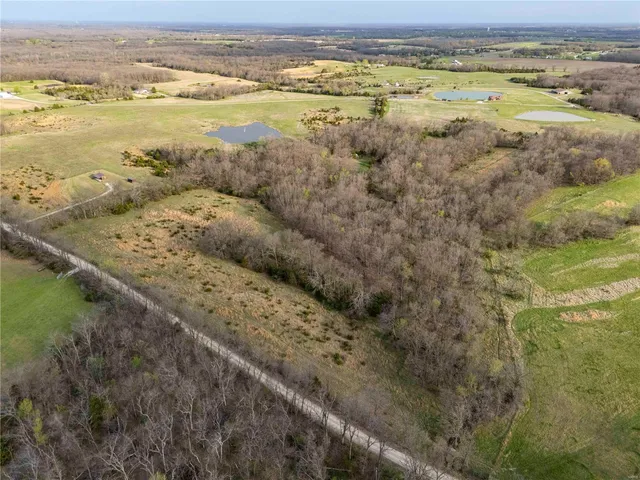 $1 | 10550 Hwy A, Higbee, MO 65257