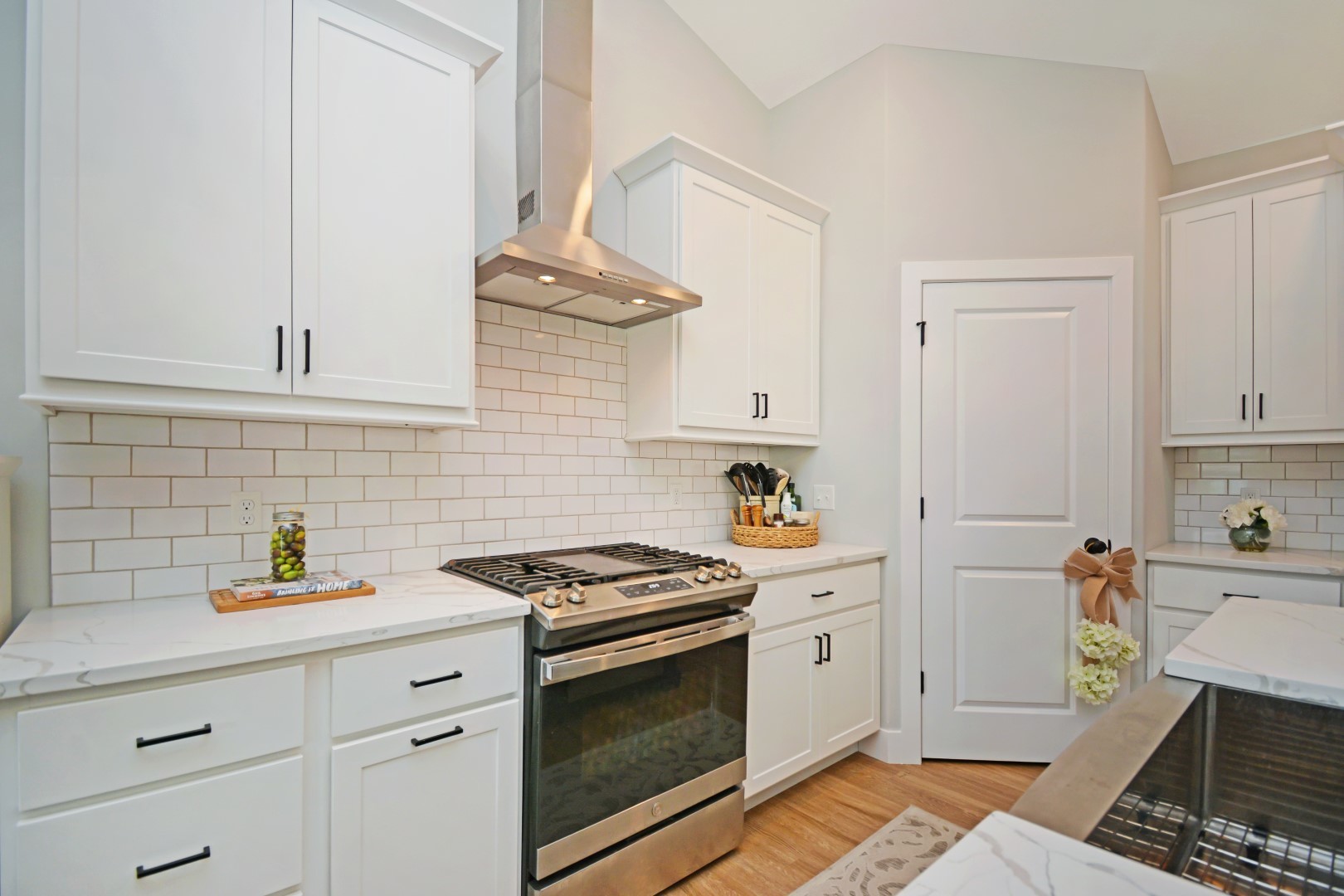 1723 Glenbridge Road Bloomington, IL 61704 - Photo 14 of 78