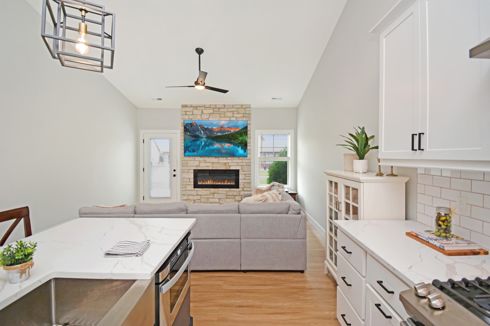 1723 Glenbridge Road Bloomington, IL 61704 - Photo 17 of 78