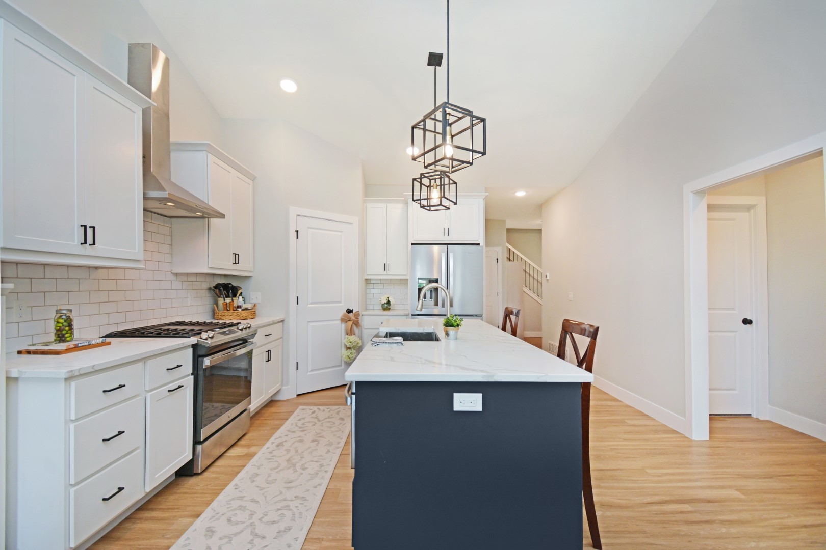 1723 Glenbridge Road Bloomington, IL 61704 - Photo 4 of 78