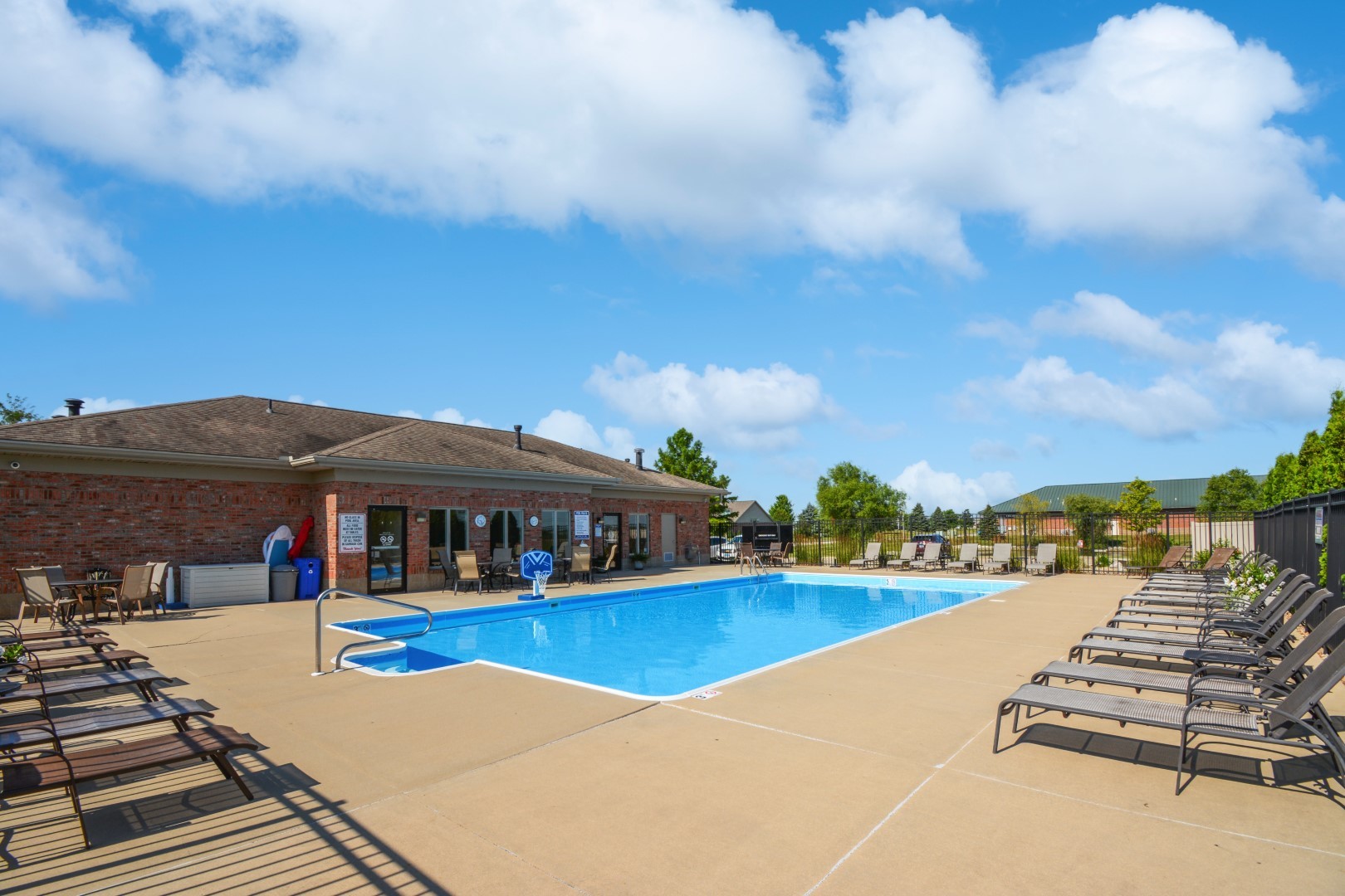 1723 Glenbridge Road Bloomington, IL 61704 - Photo 65 of 78