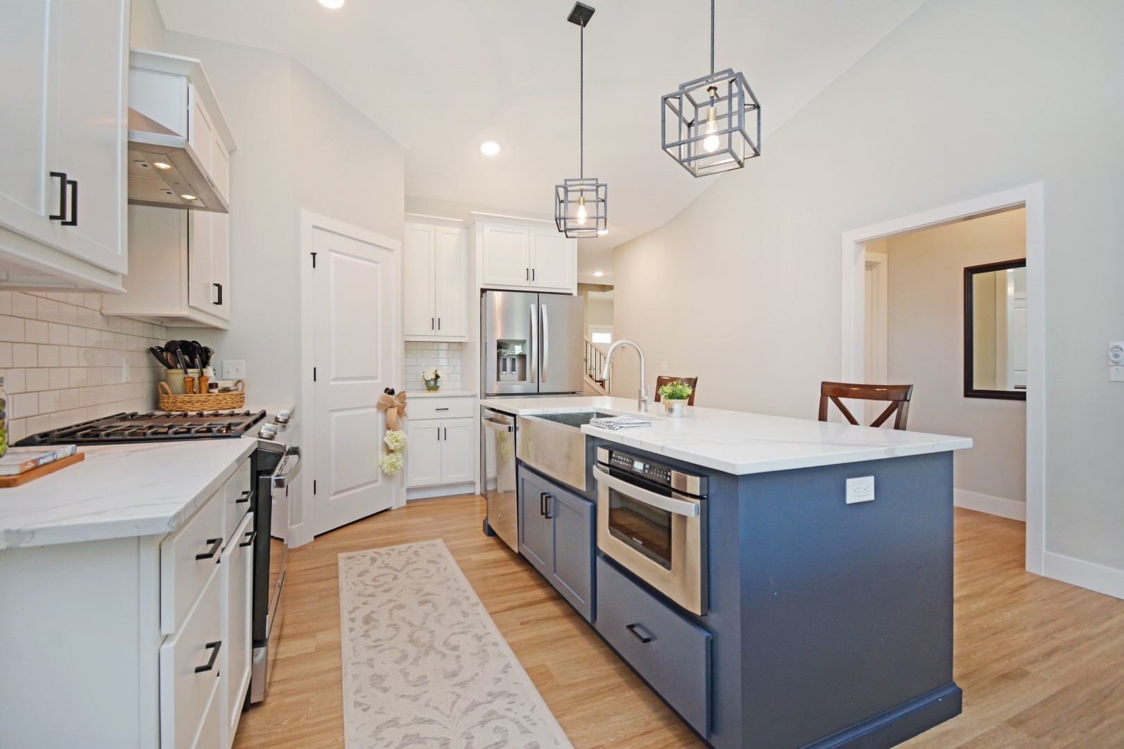 1723 Glenbridge Road Bloomington, IL 61704 - Photo 8 of 78