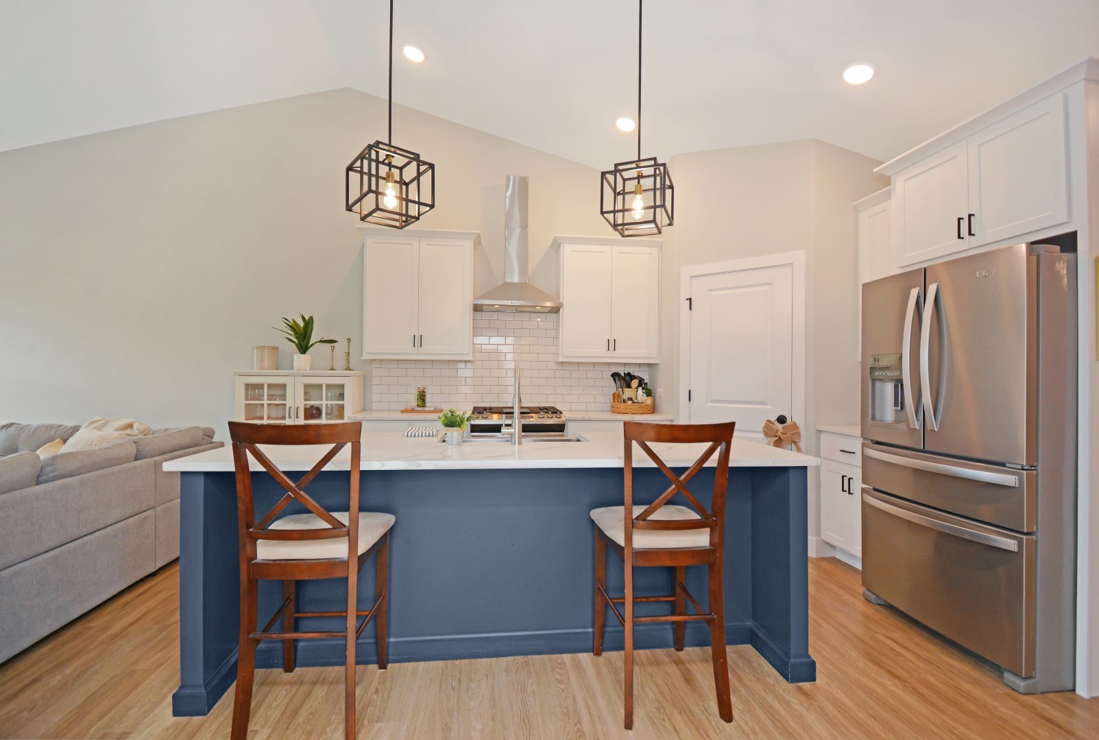 1723 Glenbridge Road Bloomington, IL 61704 - Photo 9 of 78