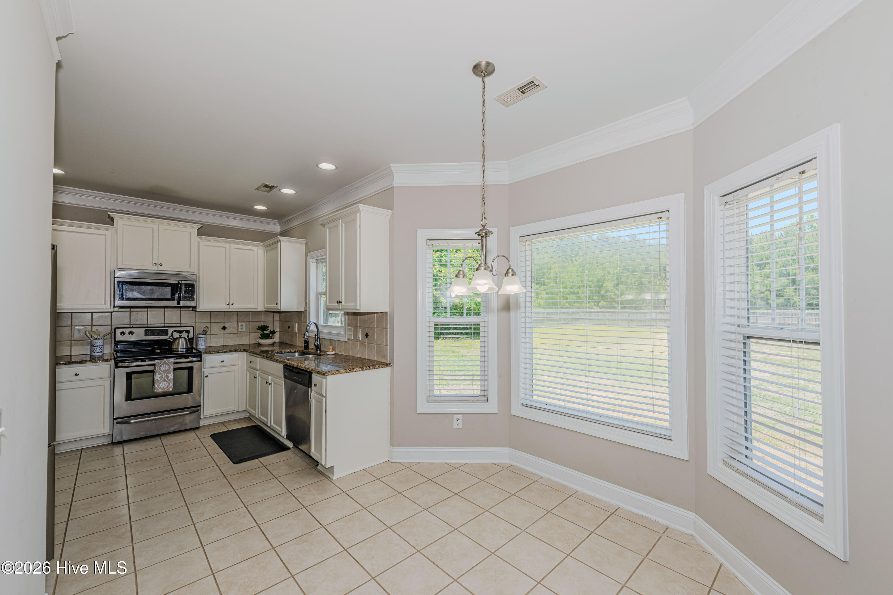 673 Morris Landing Road Holly Ridge, NC 28445 - Photo 34 of 125 Kitchen/breakfast nook