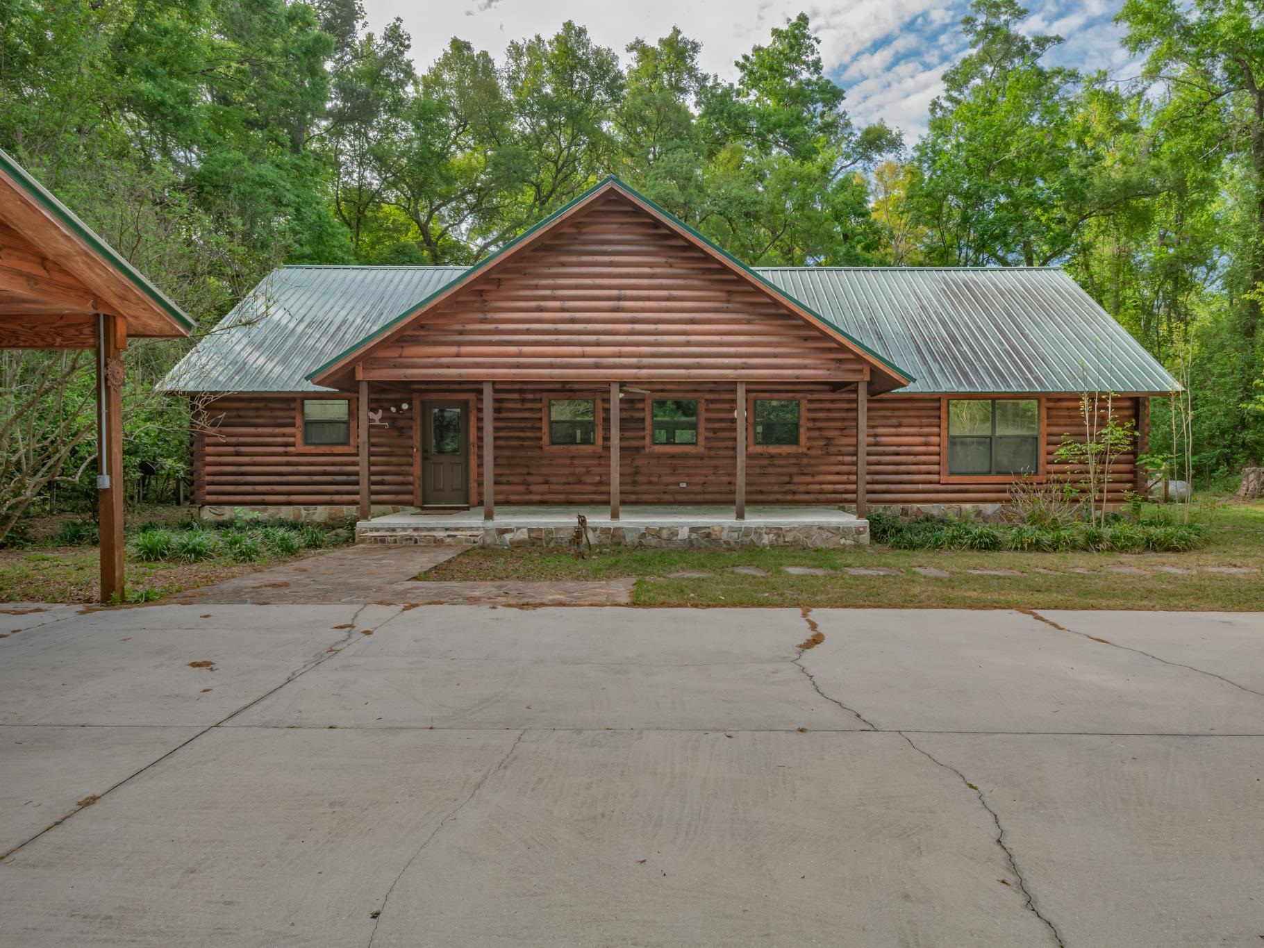 965 Shadeville Road Crawfordville, FL 32327 - Photo 2 of 29