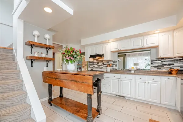 $220,000 | 234 Pemberton Road, Irondequoit, NY 14622