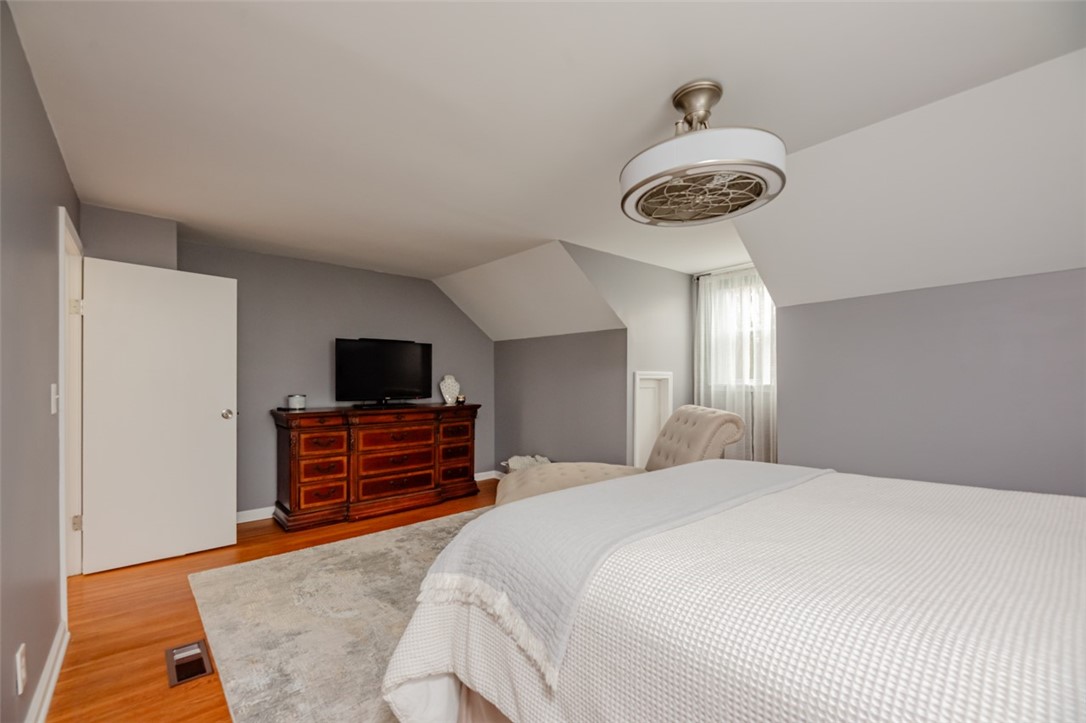 234 Pemberton Road Irondequoit, NY 14622 - Photo 23 of 39