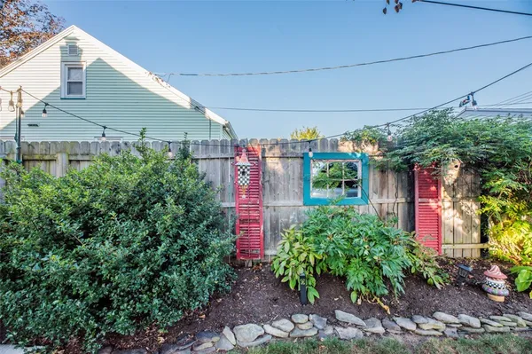 $220,000 | 234 Pemberton Road, Irondequoit, NY 14622