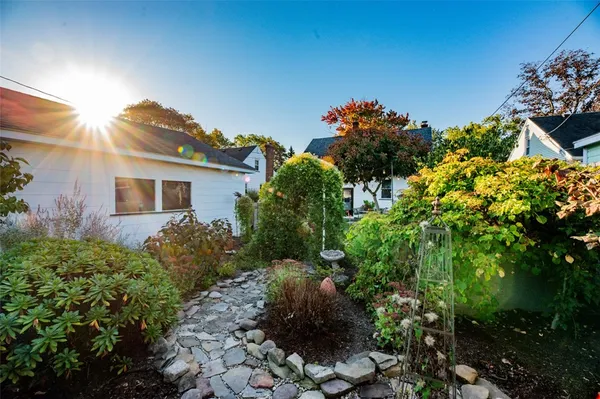 $220,000 | 234 Pemberton Road, Irondequoit, NY 14622