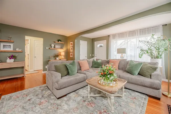 $220,000 | 234 Pemberton Road, Irondequoit, NY 14622