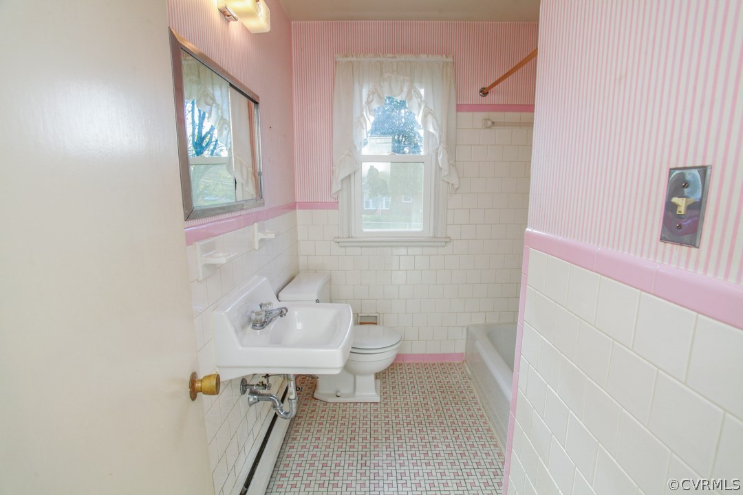 9323 Overhill Road Henrico, VA 23229 - Photo 12 of 19 Gallery Image 12