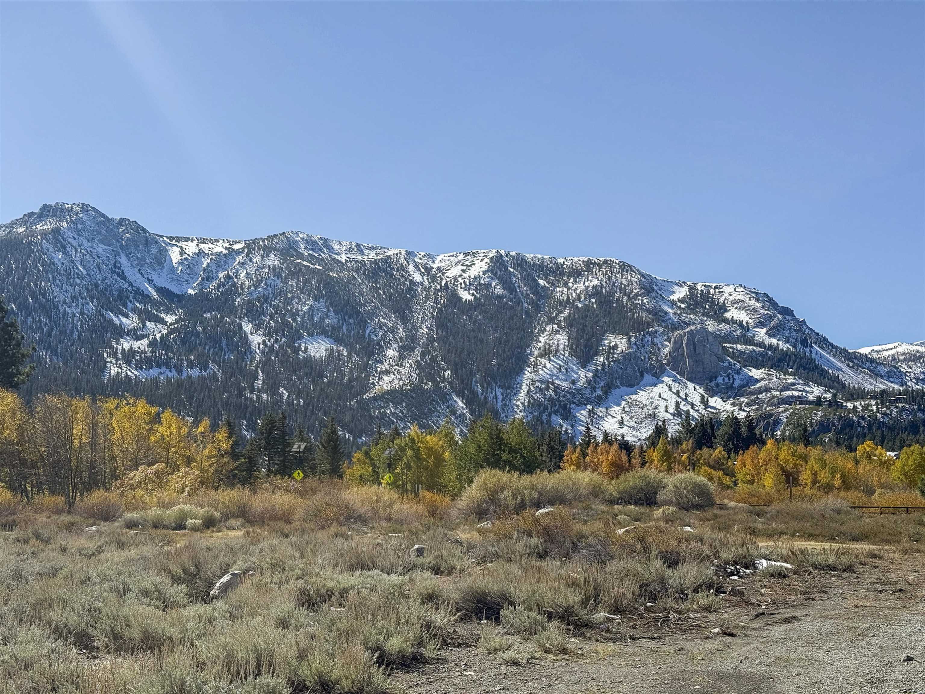 4710 Minaret Road, Unit 3 Mammoth Lakes, CA 93546 - Photo 28 of 30 a view of mountain view with mountains in the background