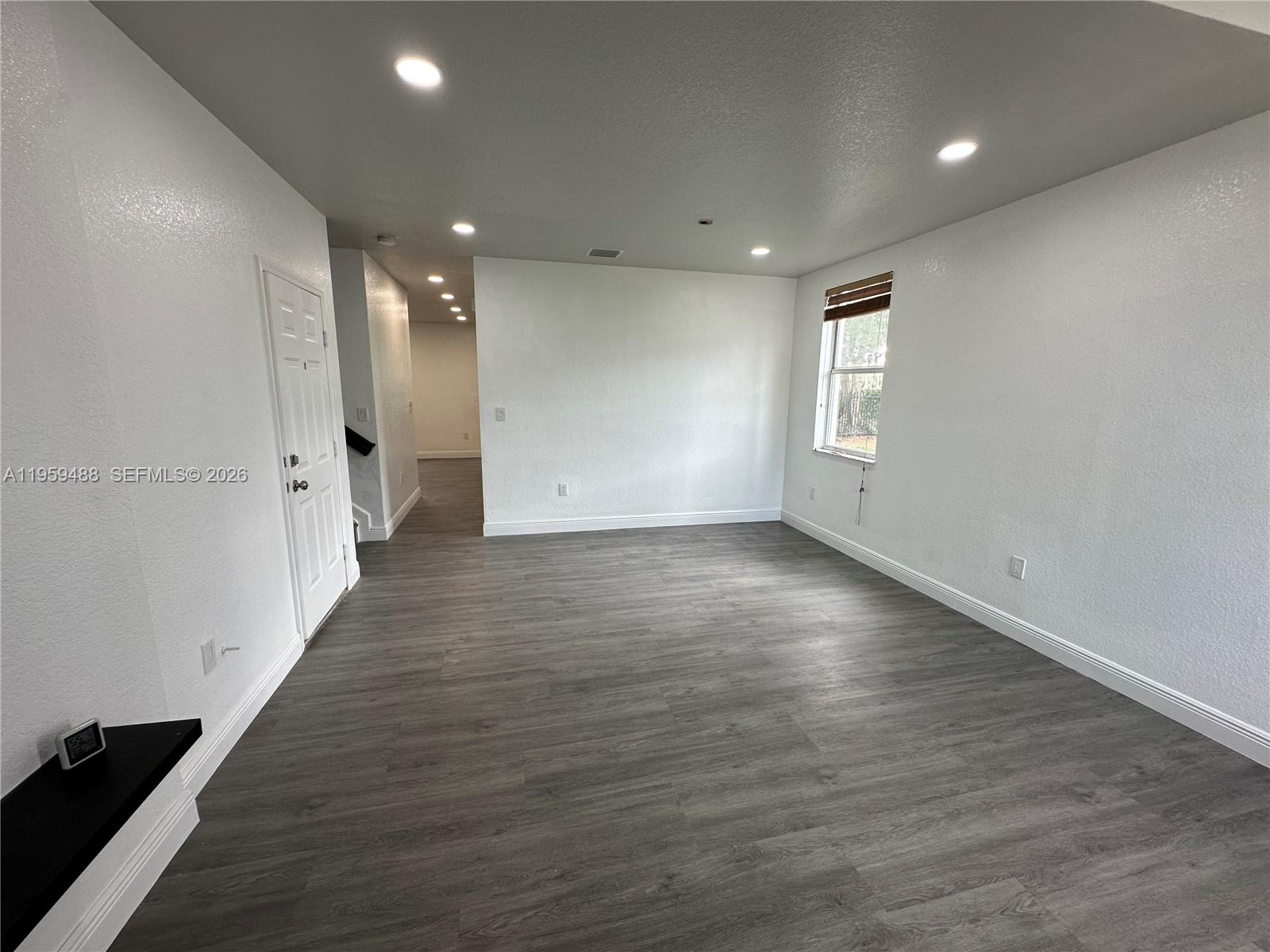 4176 Northeast 9th Street Homestead, FL 33033 - Photo 3 of 28