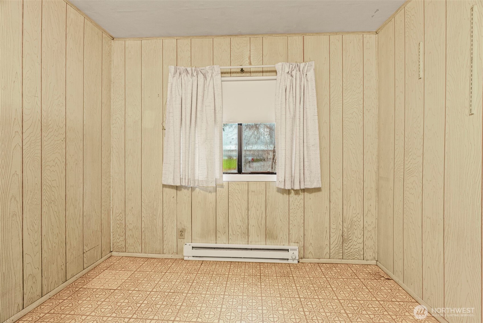 2843 Hemlock Street Longview, WA 98632 - Photo 7 of 17