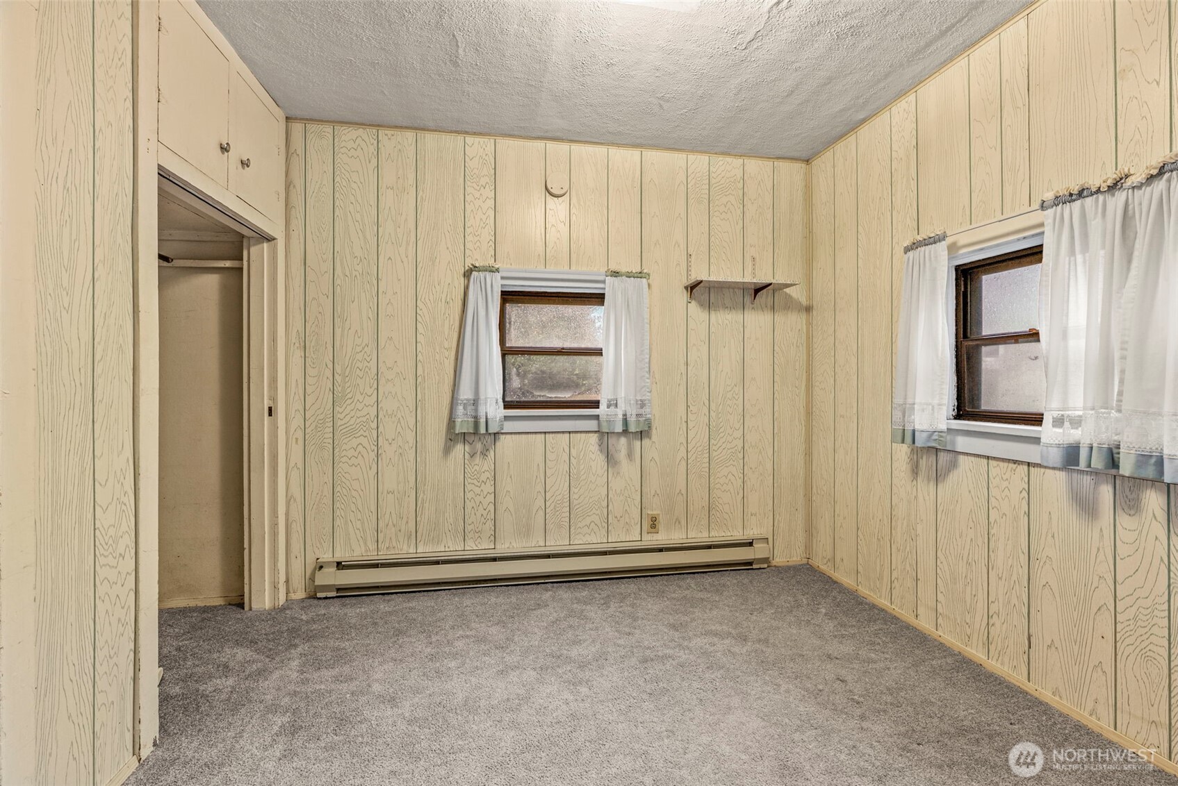 2843 Hemlock Street Longview, WA 98632 - Photo 8 of 17