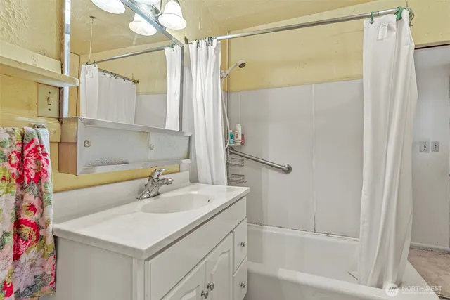 $235,000 | 2843 Hemlock Street, Longview, WA 98632