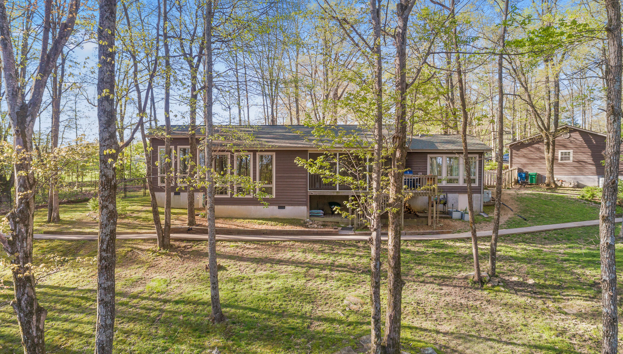 2930 Kell Road Signal Mountain, TN 37377 - Photo 41 of 42 Back Exterior