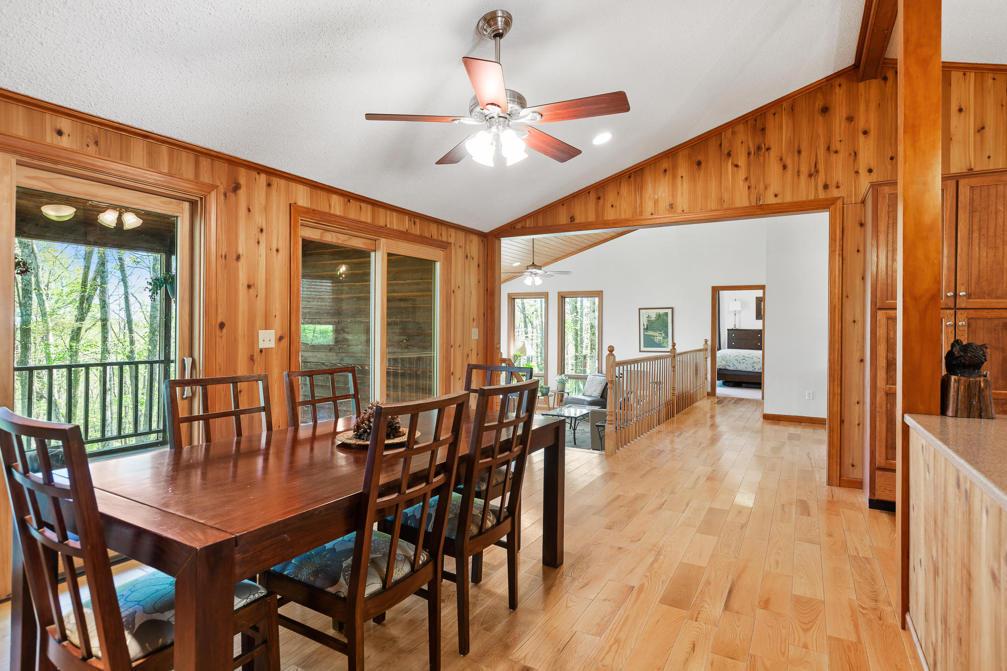 2930 Kell Road Signal Mountain, TN 37377 - Photo 9 of 42 Dining