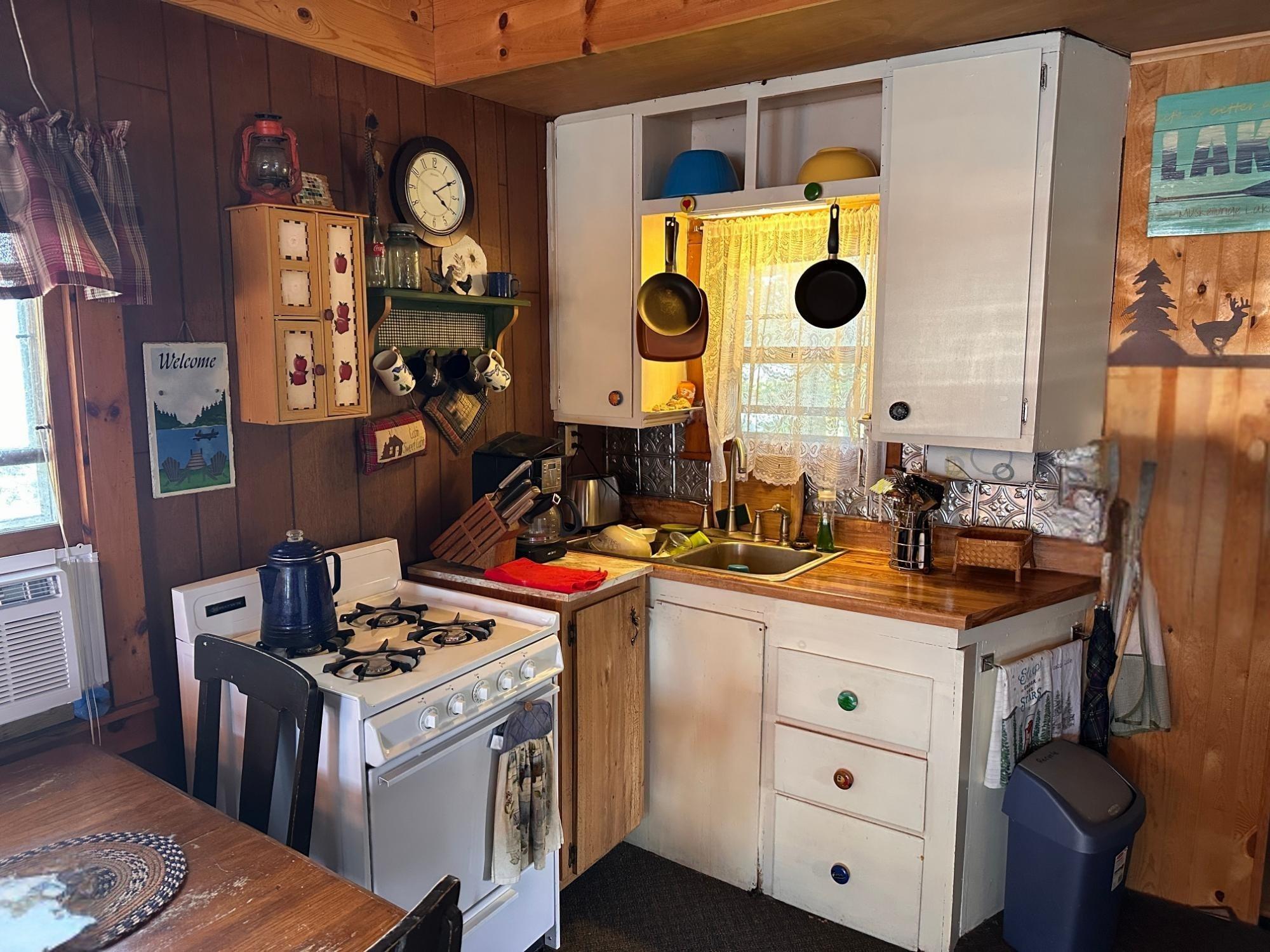 5147 Pontoon Road, Unit 1 Tomahawk, WI 54487 - Photo 6 of 39 Gallery Image 6