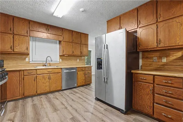 $290,500 | 130 Windhaven Court, Stockbridge, GA 30281
