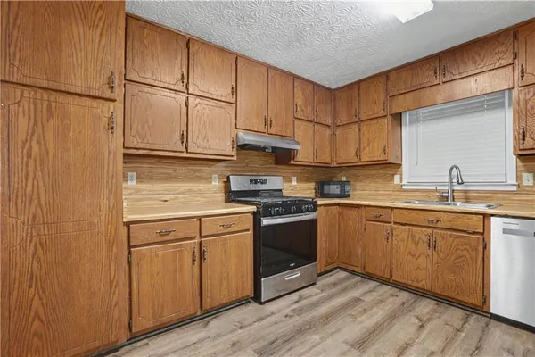 $290,500 | 130 Windhaven Court, Stockbridge, GA 30281