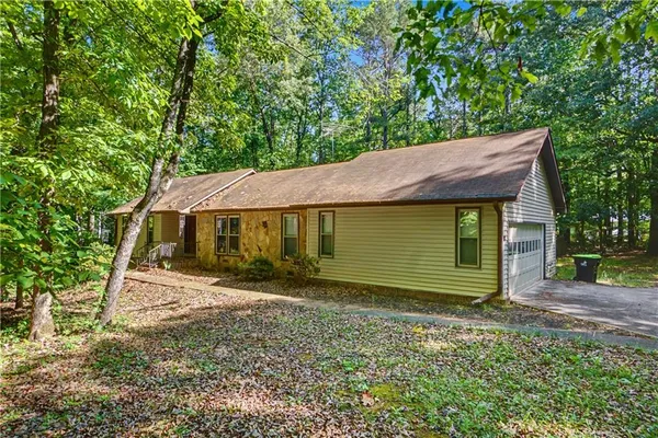 $290,500 | 130 Windhaven Court, Stockbridge, GA 30281