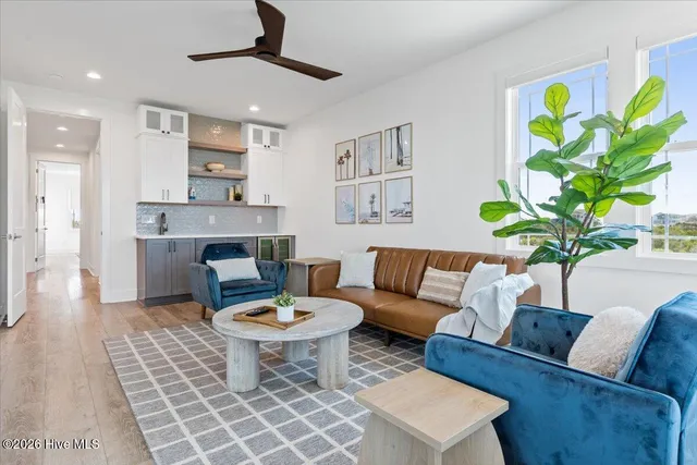 $2,595,000 | 11 Grand Vw Drive, Ocean Isle Beach, NC 28469