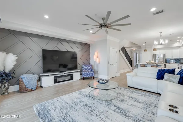 $4,250 | 3827 Mariner Drive, Panama City Beach, FL 32408