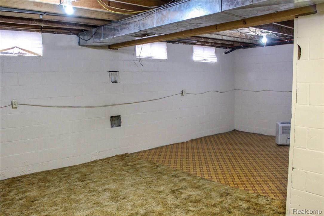 9100 West Frances Road Flushing, MI 48433 - Photo 29 of 44 31.JPG