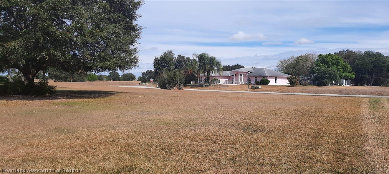 816 Spring Boulevard Sebring, FL 33876 - Photo 4 of 7 Gallery Image 4
