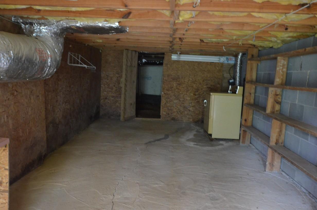 2128 Joe Stephens Road Morristown, TN 37814 - Photo 14 of 17 08a_Utility Room (1)