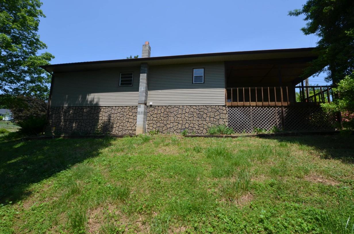 2128 Joe Stephens Road Morristown, TN 37814 - Photo 3 of 17 01d_Rear