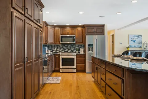 $3,375,000 | 109 Leeward Shores Road, Moultonborough, NH 03254