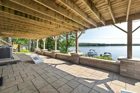 $3,375,000 | 109 Leeward Shores Road, Moultonborough, NH 03254