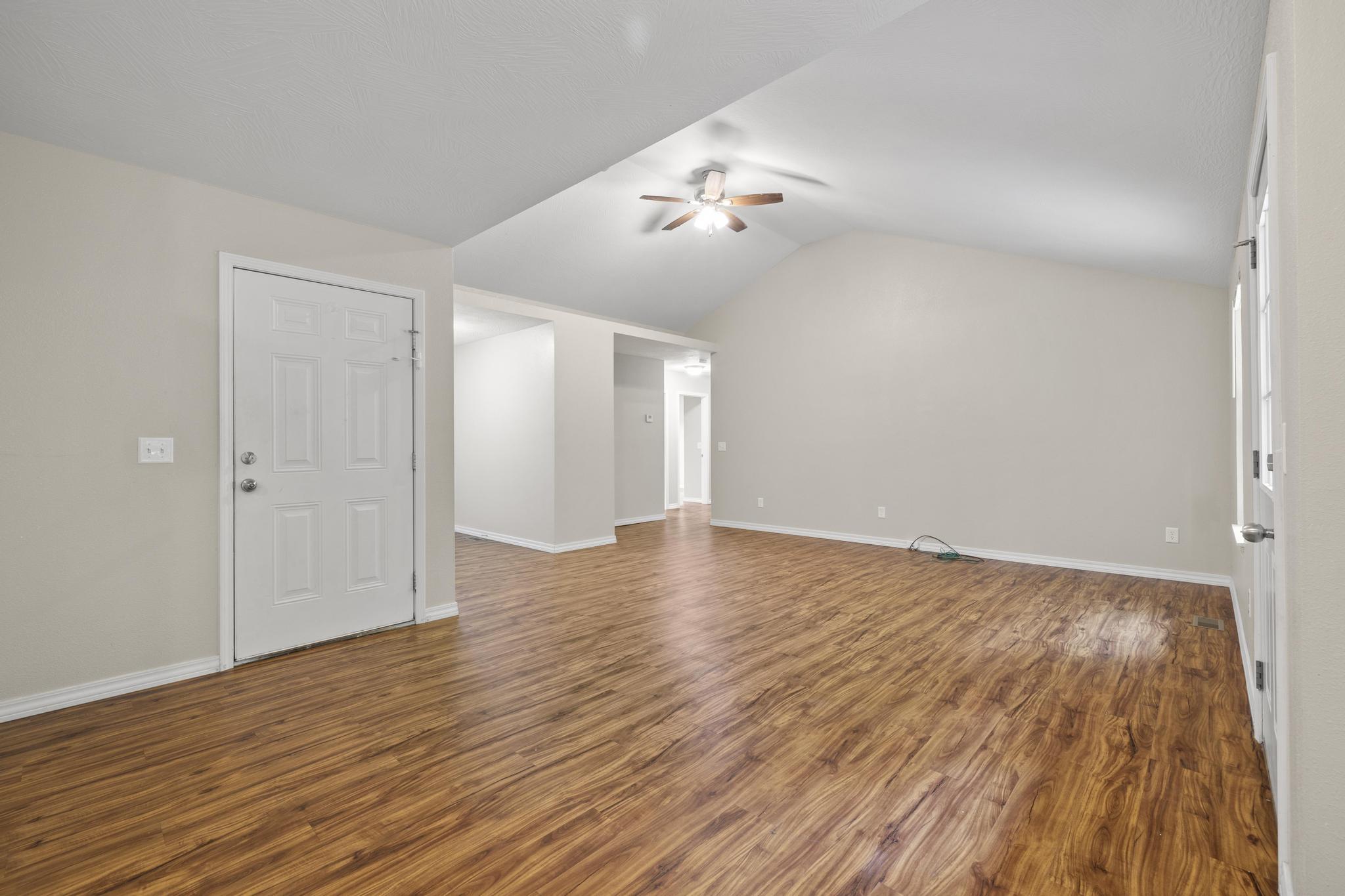 1027 South Overhill Avenue Springfield, MO 65802 - Photo 9 of 41 A-9