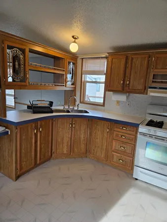 $75,000 | 1975 Lancelot Lane, North Mankato, MN 56003